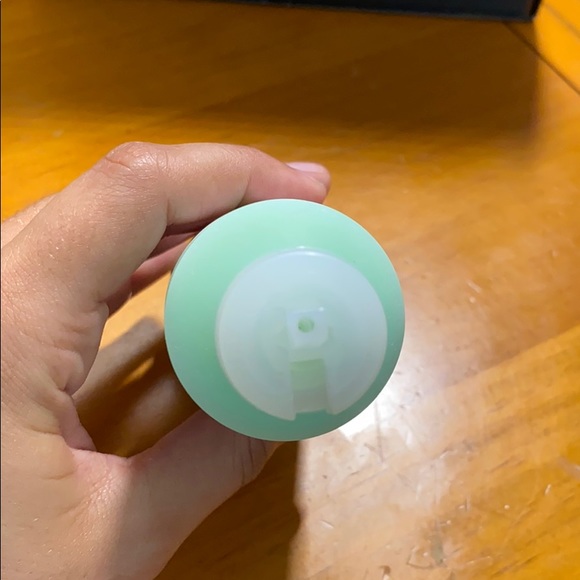 Mario Badescu Enzyme Gel cleanser - Picture 4 of 5